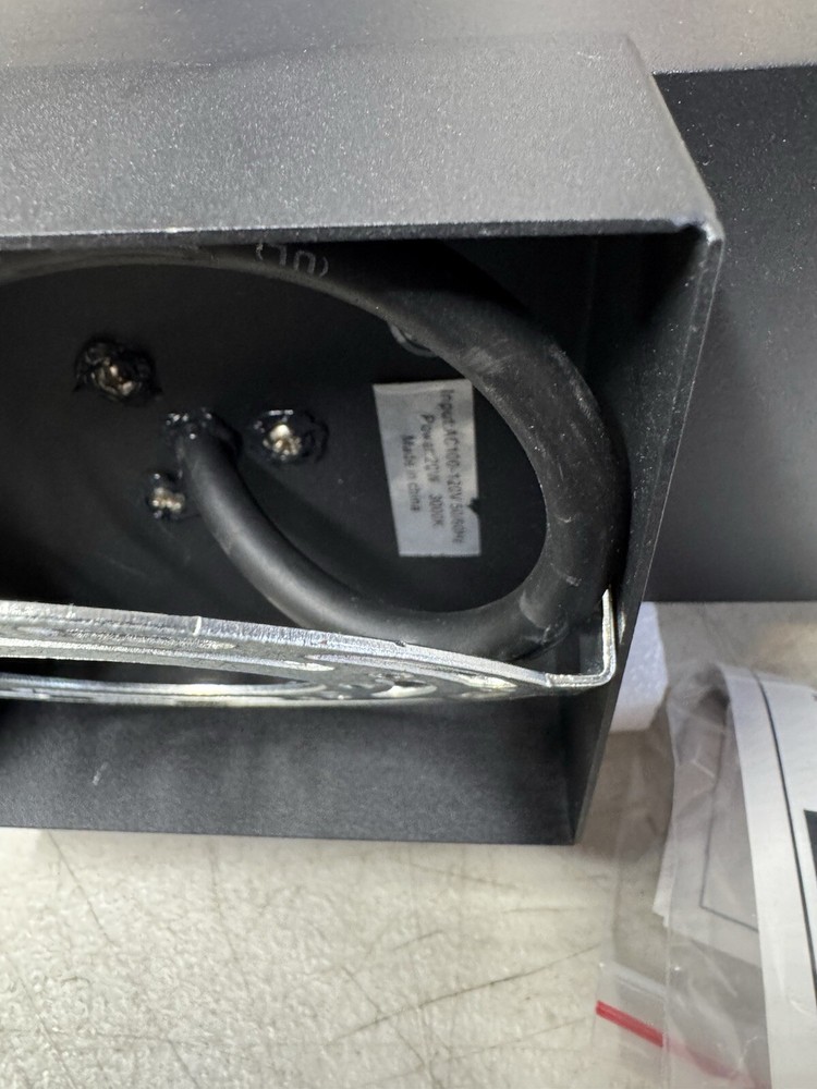 LED WALL SCONCES BRANDON SERIES CERDECO.nos