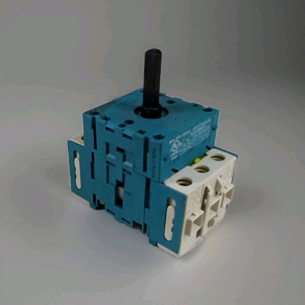 Baco 172000 690VAC, 25A Disconnect Switch