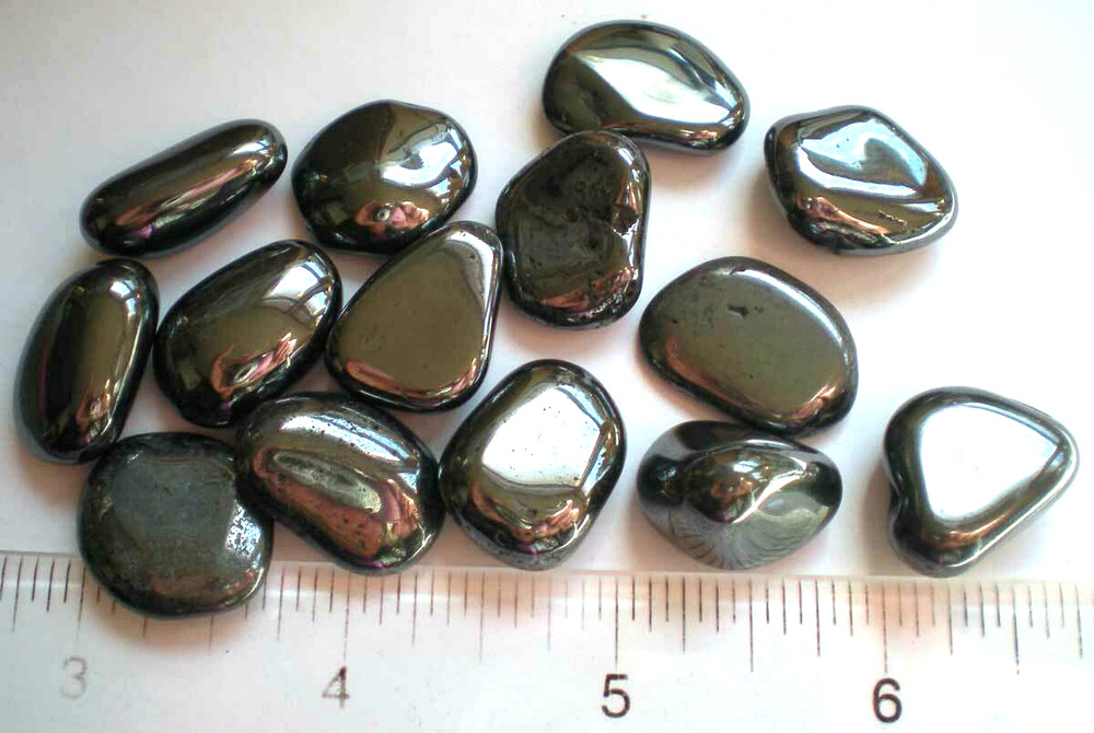 Hematite - 14 Tumbled Stones rt422x