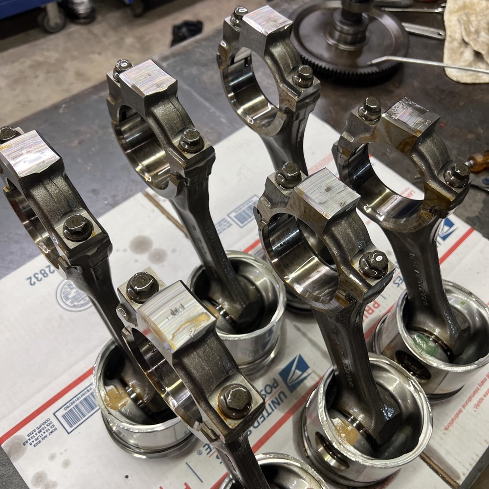 Cummins 6bta STD size pistons and rods (6)