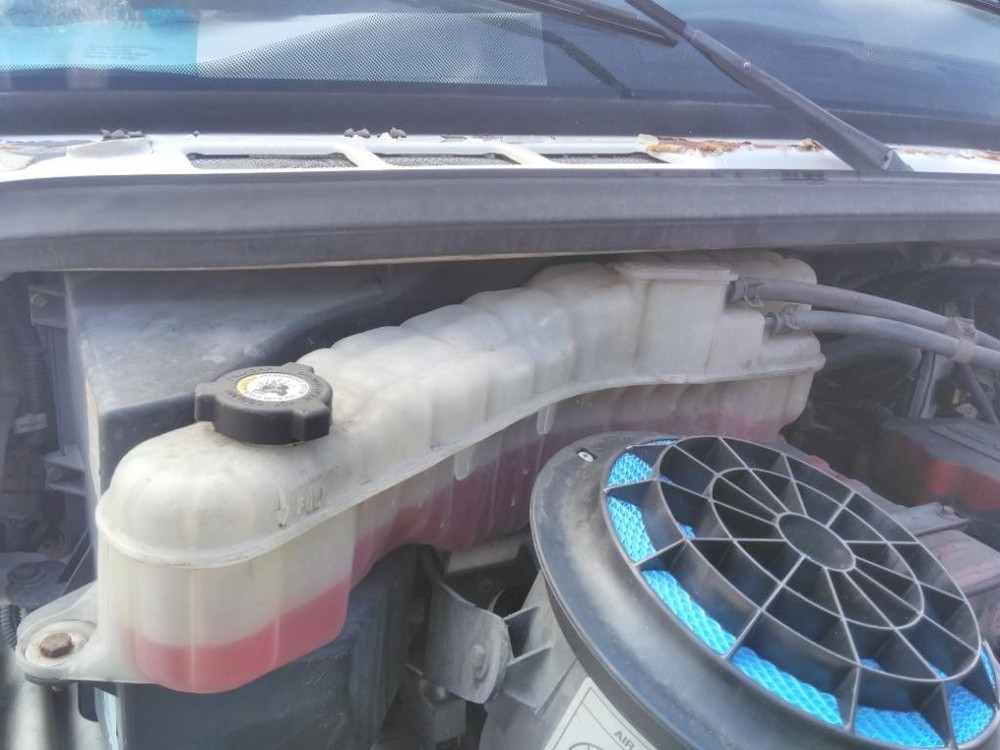 For 2012 FREIGHTLINER M2 106 RADIATOR OVERFLOW TANK ,  FL