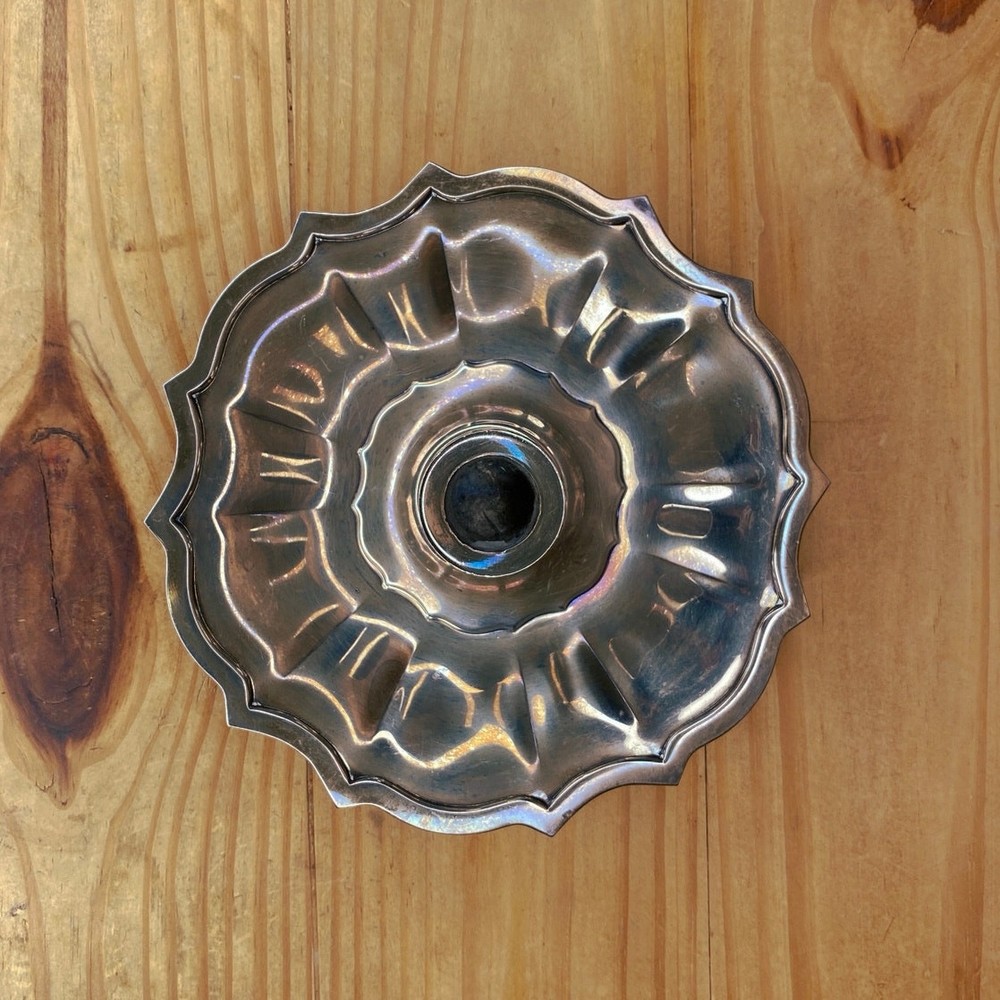 Vintage Oneida Silverplated Taper Candle Holder 6" diameter