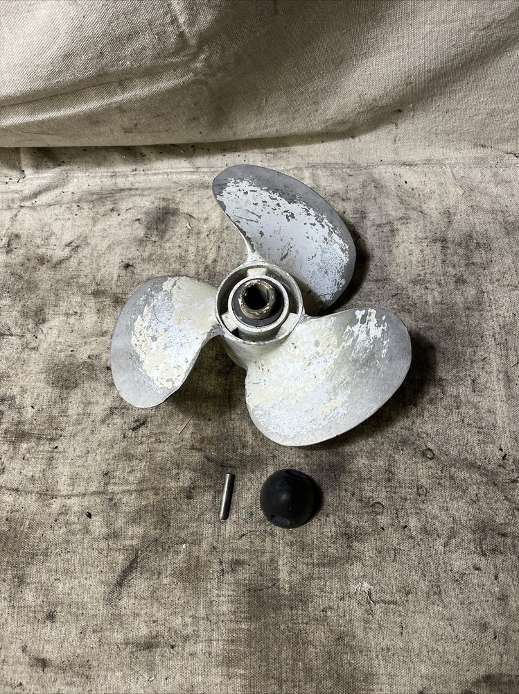 Johnson 85HP prop 593437