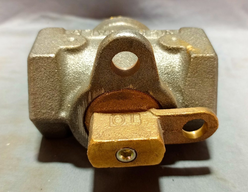 McDonald 1-1/4 Gas Meter Valve