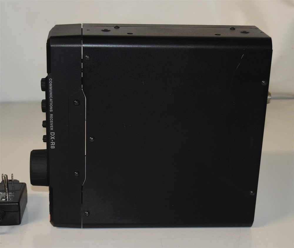 ALINCO DX-R8T HF RECEIVER