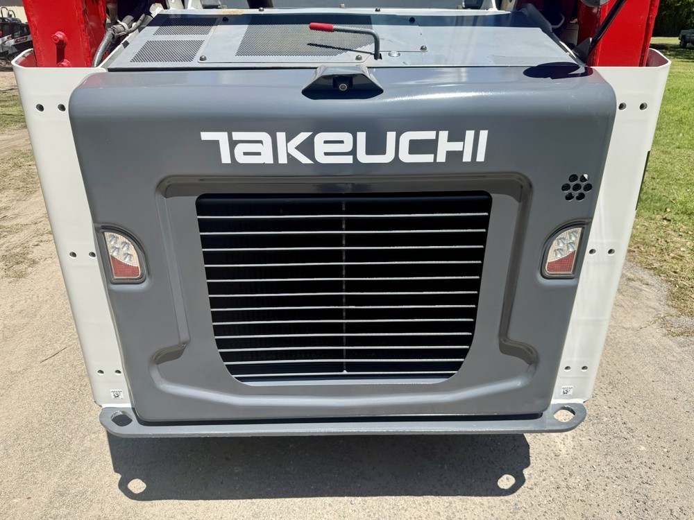 2019 TAKEUCHI TL10V2 SKID STEER TRACK LOADER - JOYSTICK CONTROLS - 2 SPD - QUICK