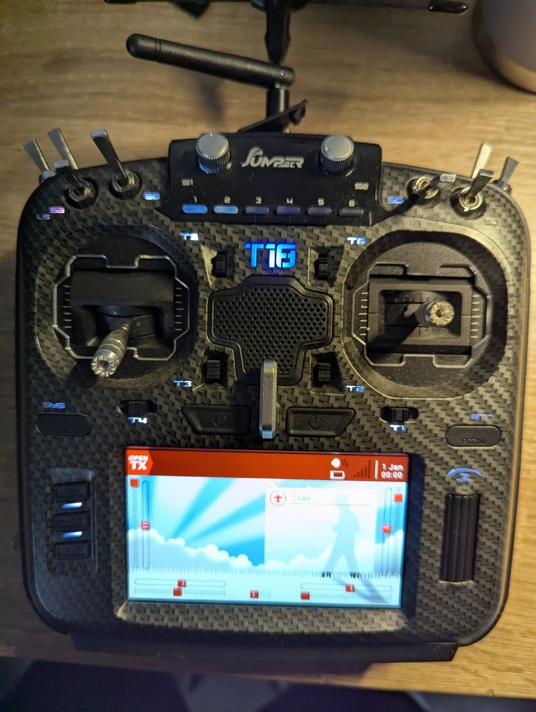 Jumper T18 Console Transmitter 2.4GHz with TBS Crossfire Module