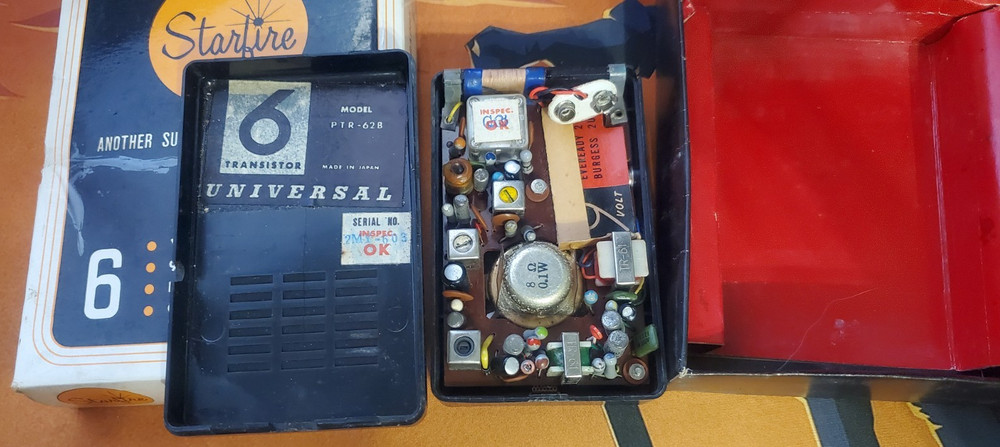Vintage Mar/Lin starfire 6 Transistor Radio src-66 box