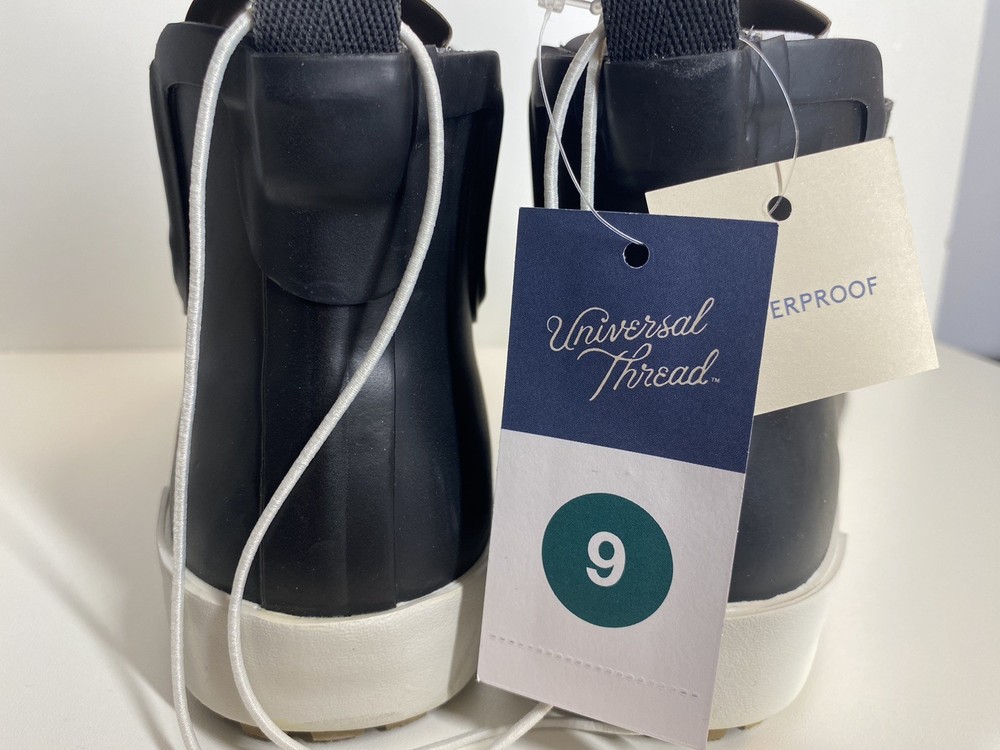 SHIRLEY BOOTS WATERPROOF SIZE 9 UNIVERSAL THREAD