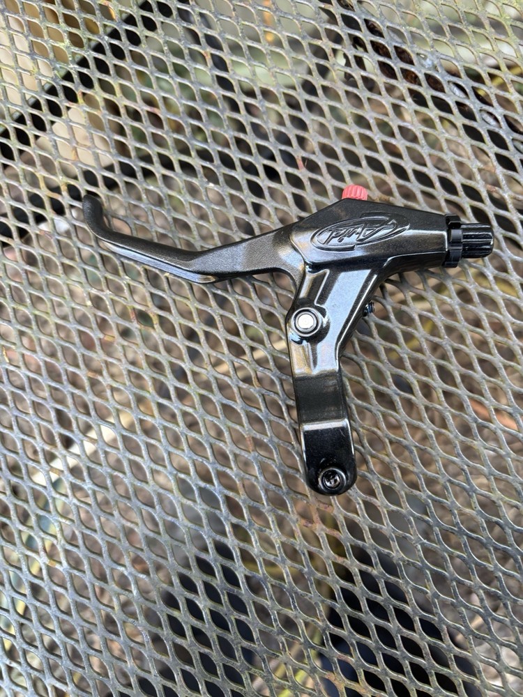avid brake lever