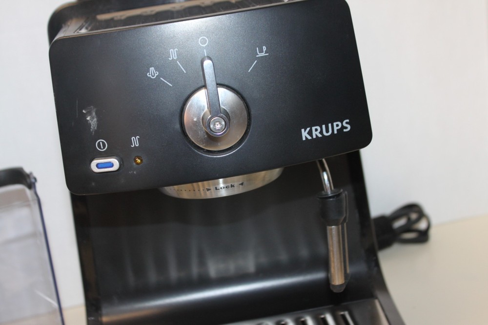 Krups XP 4000 Espresso Cappuccino Coffee Making Machine
