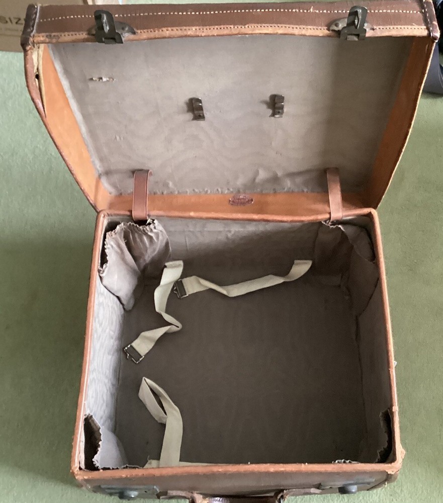 Vintage D H Evans CanvasTravelling Box @1920’s/30’s