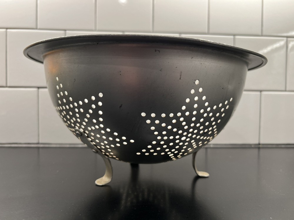 Vintage Aluminum Footed Colander Strainer Star Pattern