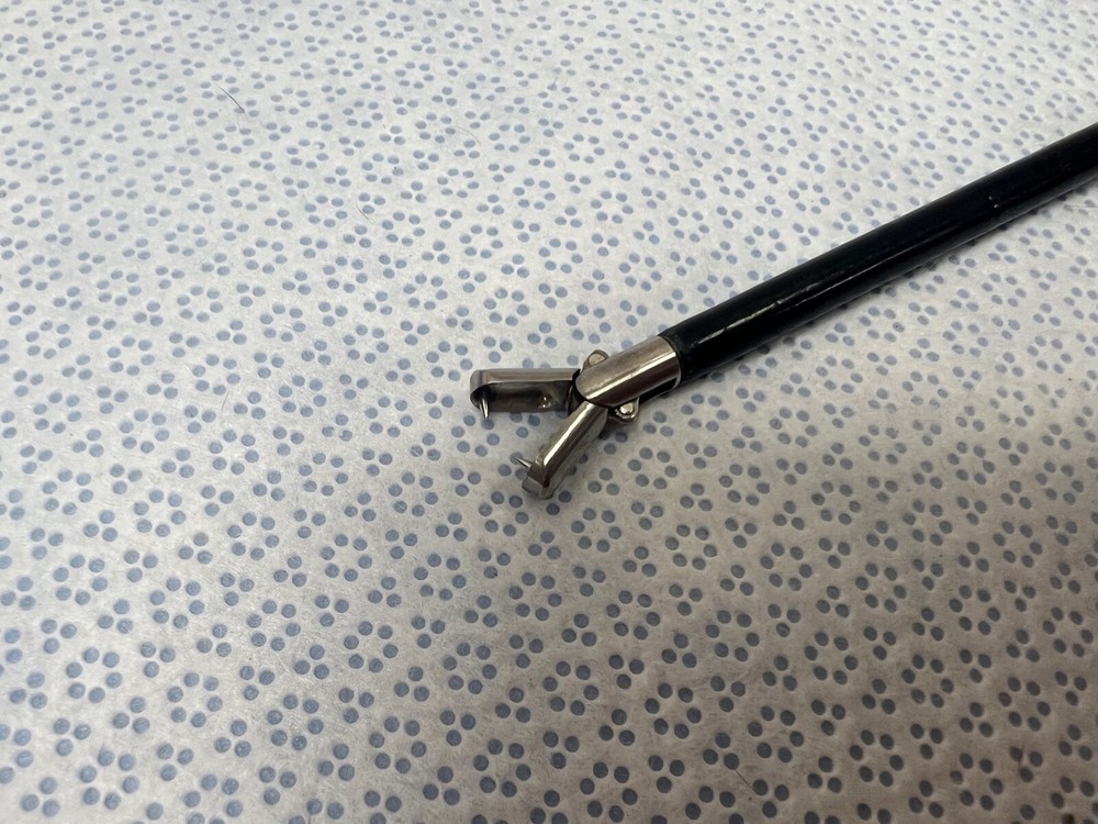 R. Wolf 8383.101 Laparoscopic Double Action Biopsy Pin Forceps 5mm w/ Handle