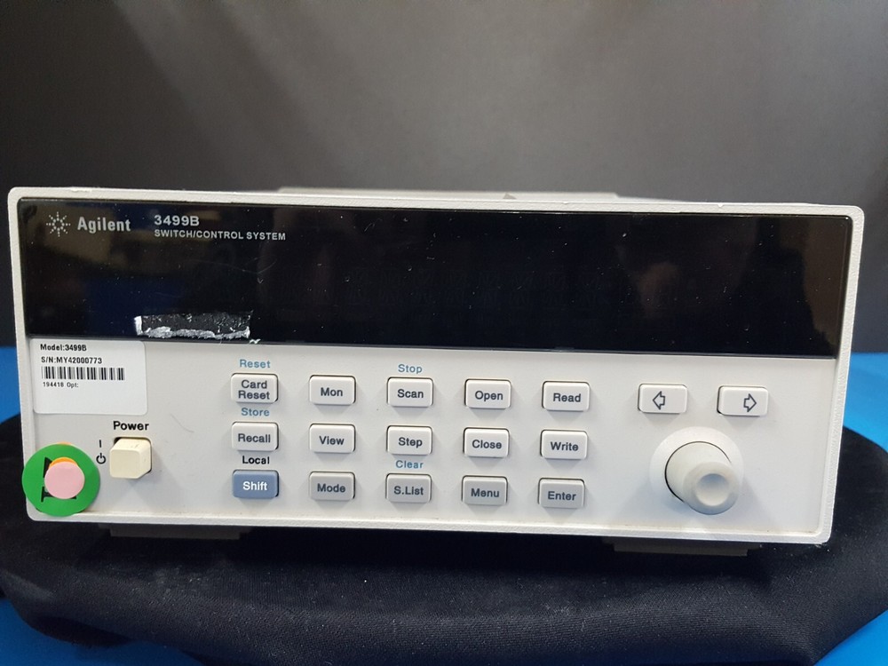 Agilent 3499B: Switch / Control System Main Frame (0773)