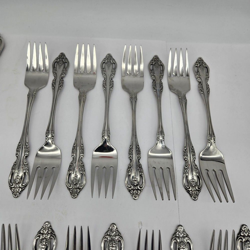 Oneida Michelangelo Stainless Flatware Set 8 Place Settings w/2 Serving Pc 42pcs