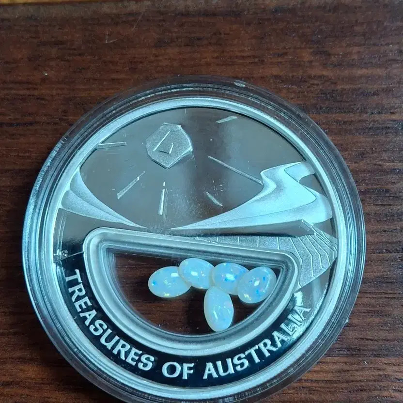 Australian Treasure Opal Commemorative Coin 1oz