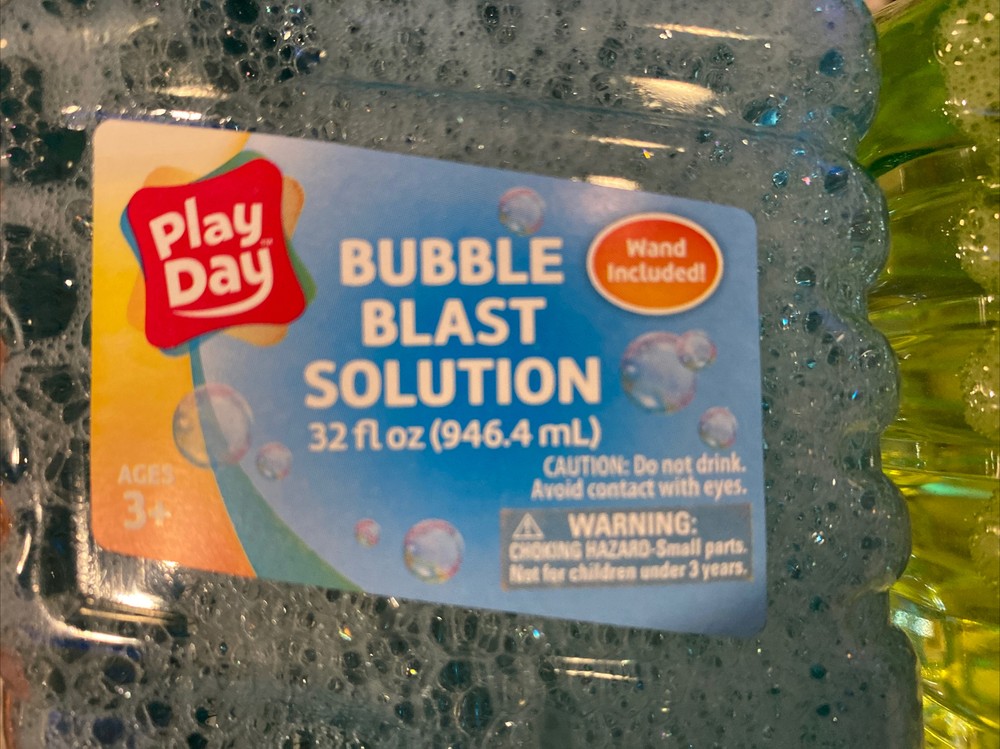 New Play Day Bubble Blast Solution 32oz x2 Bottles (64oz Total) Free Shipping!