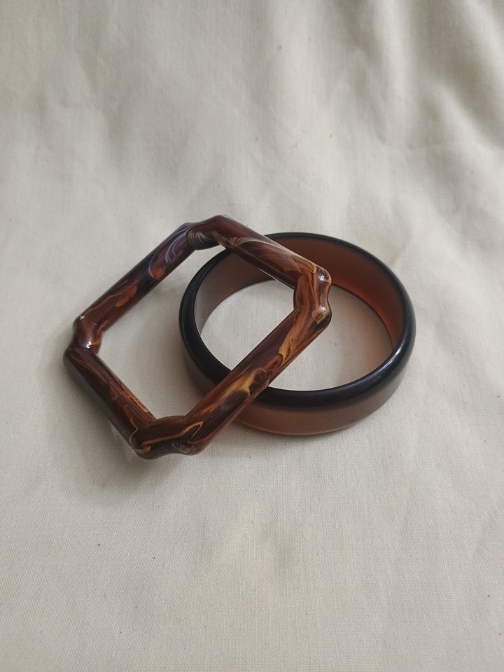 2 Brown Plastic Bangle Bracelets 1 Square/1 Round