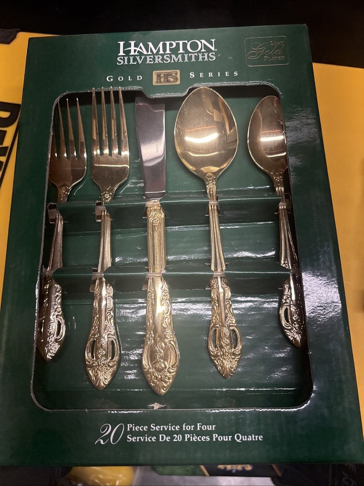 Hampton Silversmiths Versailles Gold Series 20 Pcs Flatware Service Four