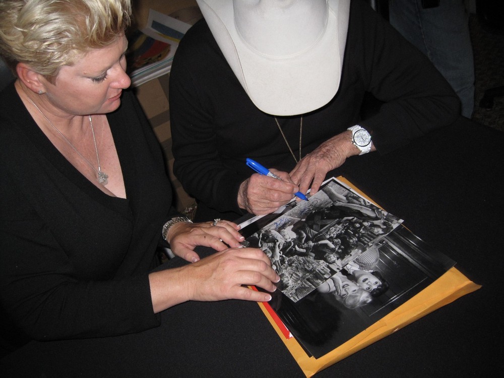 TONY CURTIS SIGNED AUTOGRAPHED PHOTO JSA COA