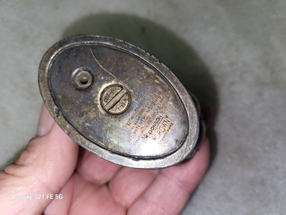 3 Vintage Ronson Crown Table Top Cigarette Lighters As Is