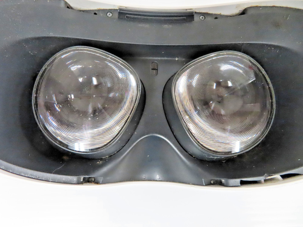 OCULUS META QUEST 2 128GB VERSION RESTORED VIRTUAL GAMING WHITE