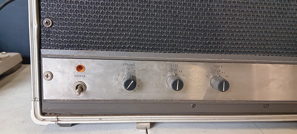 Vintage Ampex Suitcase Amp Model AA-620 - WORKING!