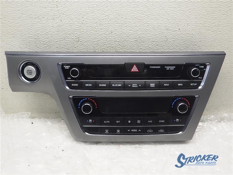 Info-GPS-TV Screen Control Panel Clock ID 94510C15104X Fits 15-16 SONATA 1156484