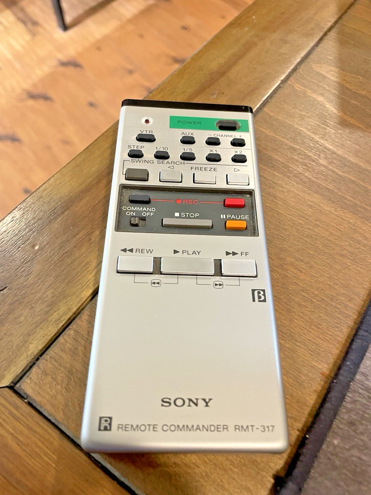 ORIGINAL SONY RMT-317 / REMOTE CONTROL / TESTED / SANITIZED / WORK WITH SL2700B