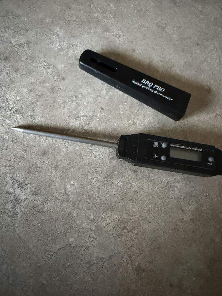 BBQ Pro Digital Grilling Thermometer VGUC