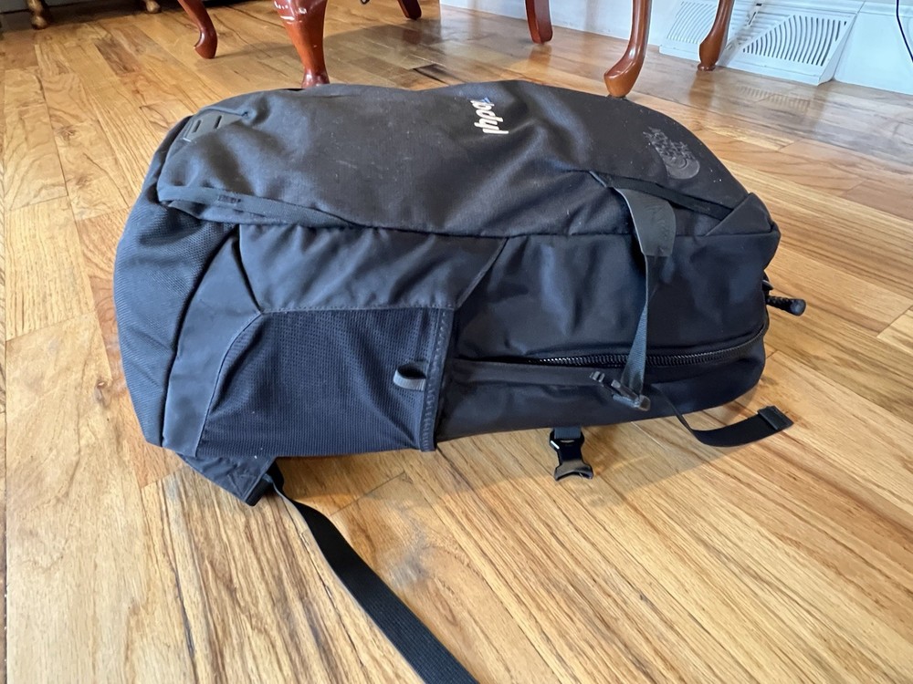 The North Face Fall Line Backpack FlexVent Black Multipurpose Laptop Bag W/Logo