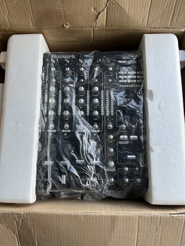 Numark 5000FX 5 channel professional effects dj mixer