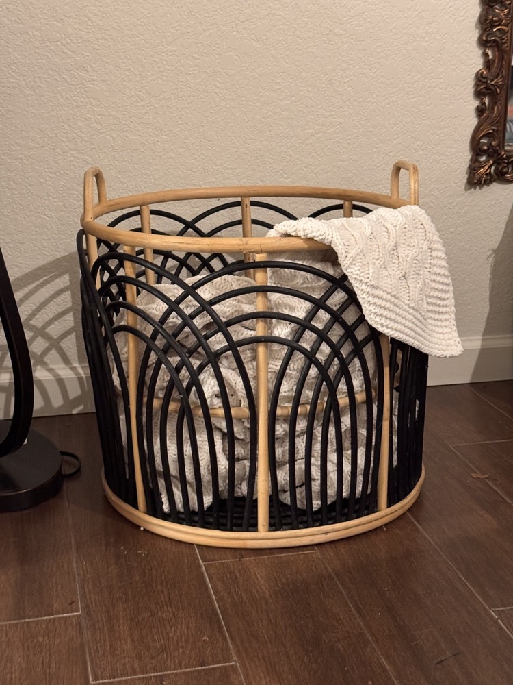 Large Floor Basket - 18" x 18"