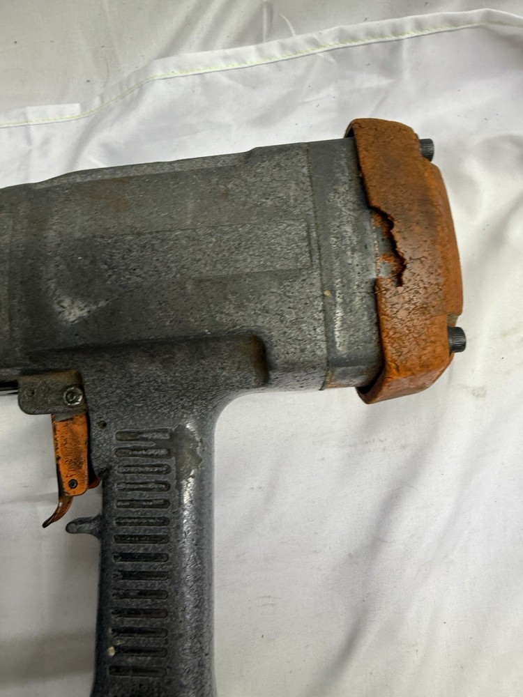 Paslode pneumatic nail gun