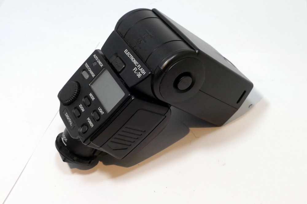 Olympus FL-36 OM FLASH works well