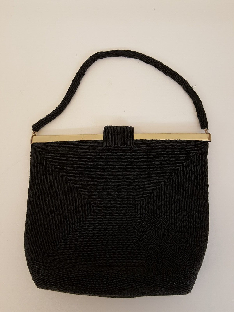 Vintage black glass beaded purse very nice