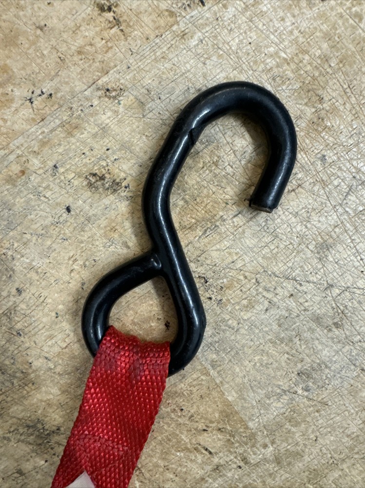 Red WORKFORCE 8363 CARGO RATCHET TIE DOWN STRAP Working Load Limit 800 lbs