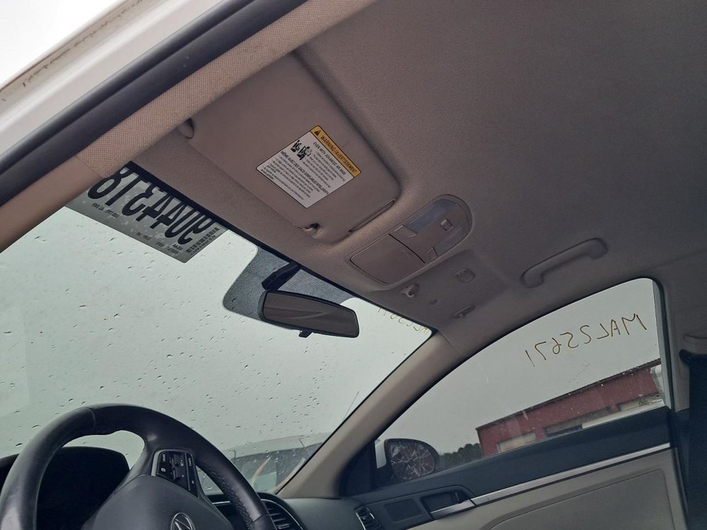 ELANTRA 2017 Glove Box 4918862