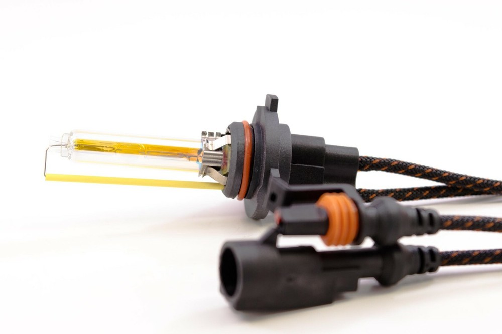 Morimoto XB D2H 5000K HID Bulb ( one pair ) Ice White