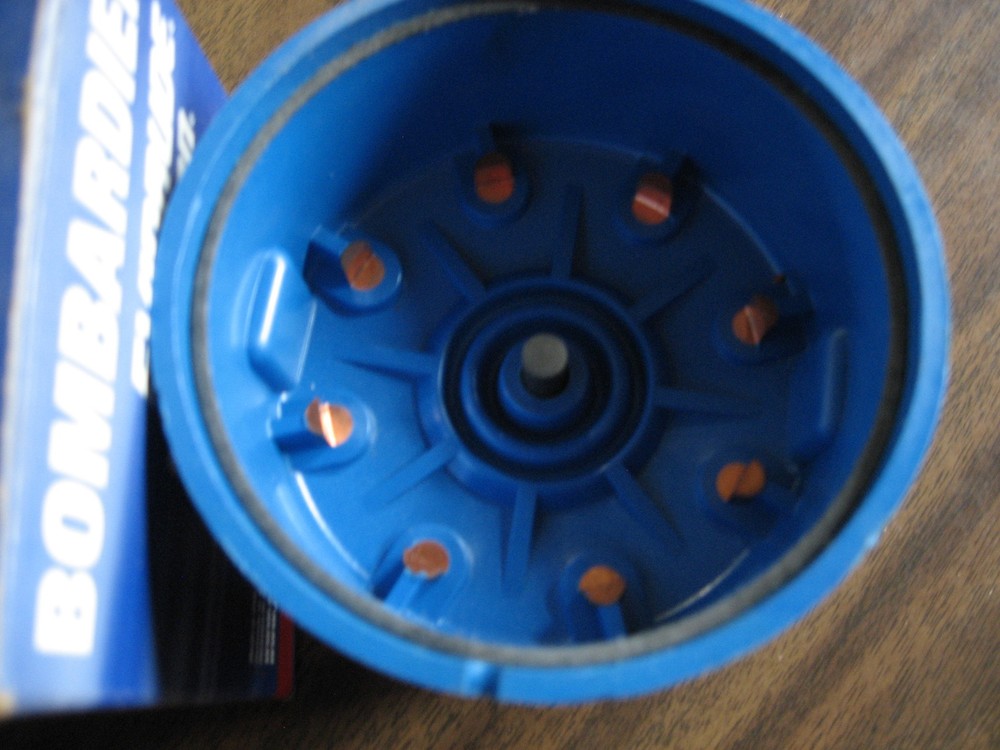 OMC DISTRIBUTOR CAP 982209