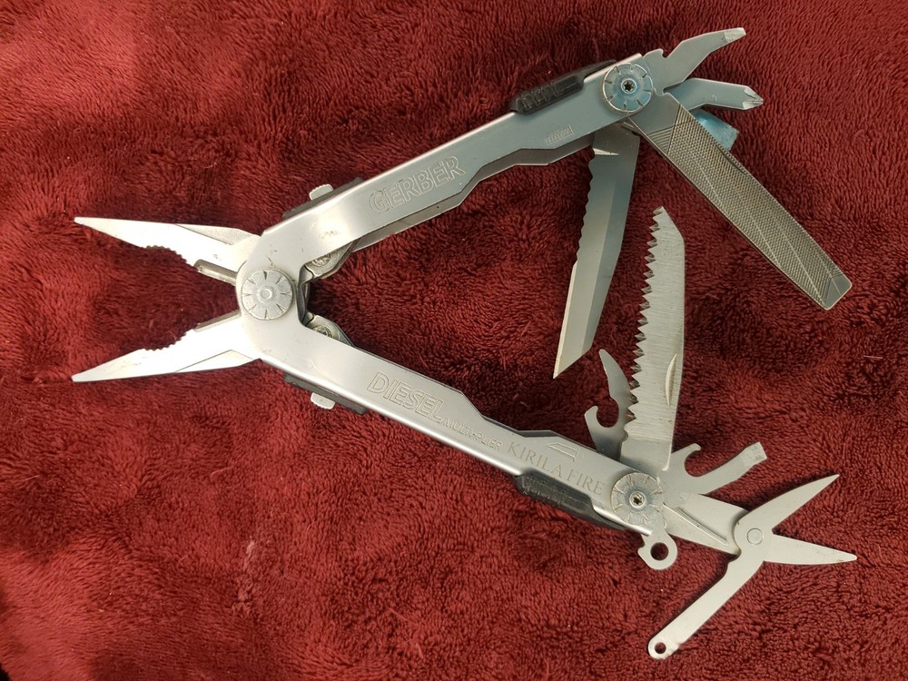 🔪 Gerber Diesel Multi-Tool knife pliers s