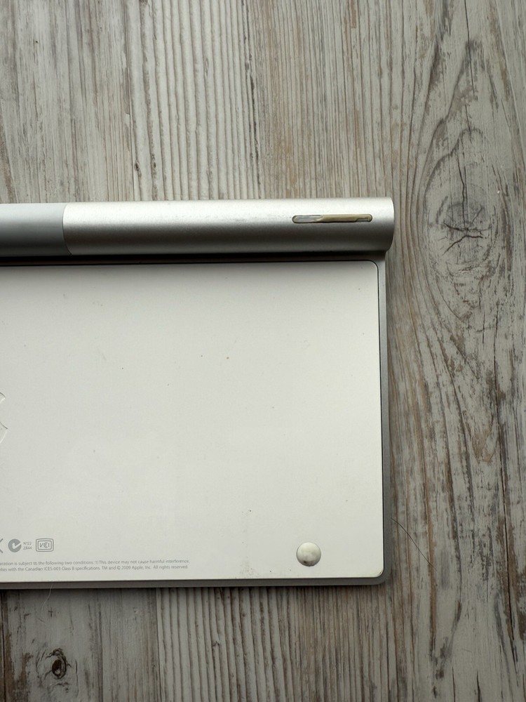 Apple Magic KeyboardWireless Bluetooth ModelA1314