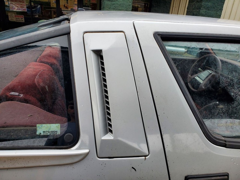 1987 Chrysler Conquest OEM Speed Control Module mb510816