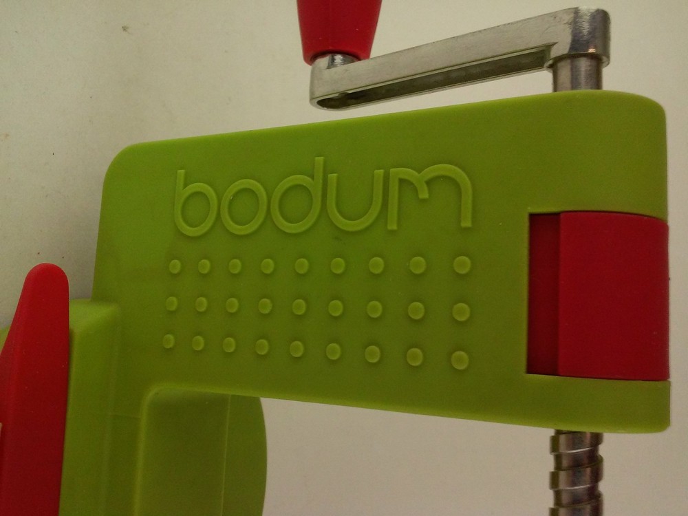 Bodum Bistro Apple Peeler Core Cutter sat13