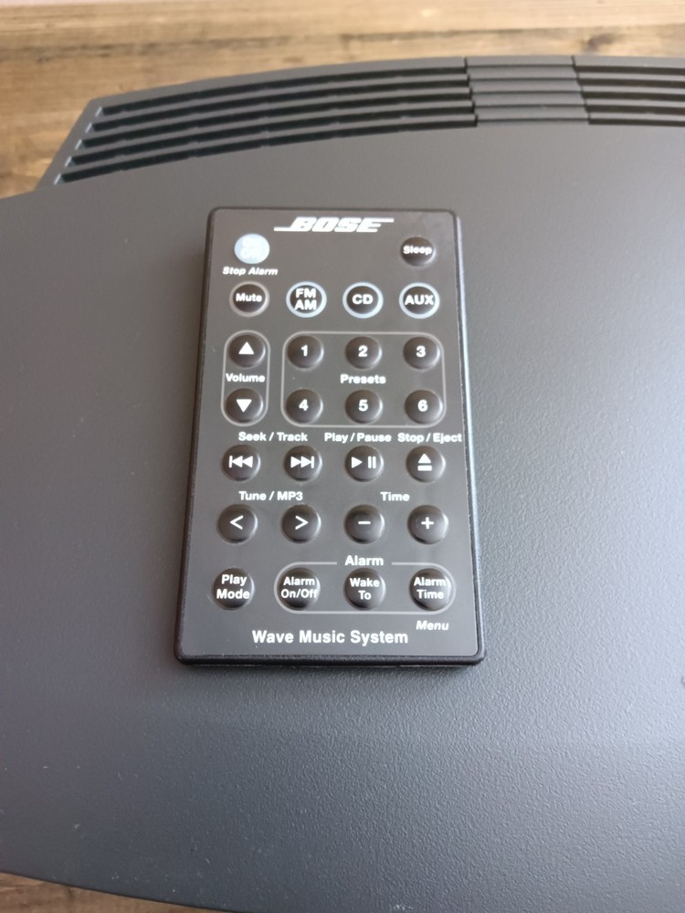 Bose Wave Music System AWRCC1 WITH REMOTE FREE SHIP EUC 💥💥🎶 REFURBISHED 💥