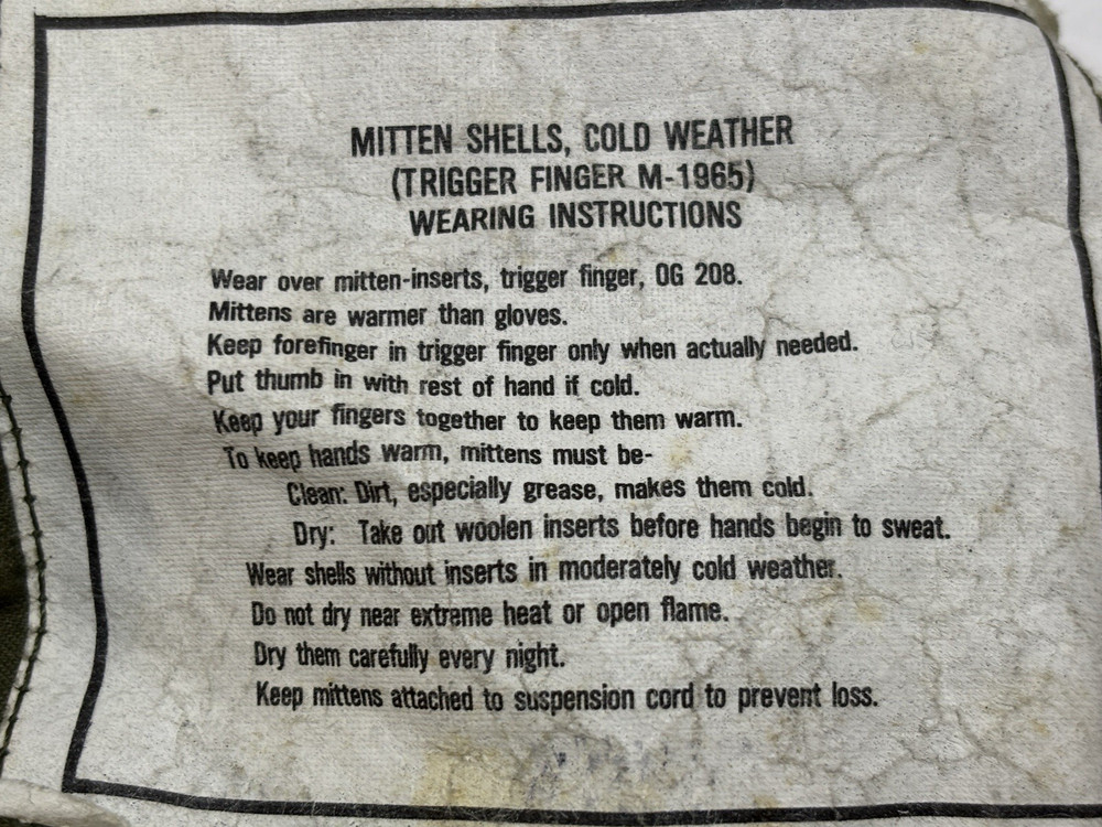 US Military Mitten Shell Trigger Finger M-1965 Vintage Size Medium