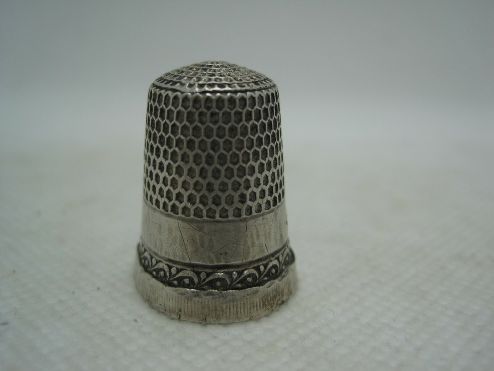 Vintage Sterling Silver #9 Thimble with an S in a Shield