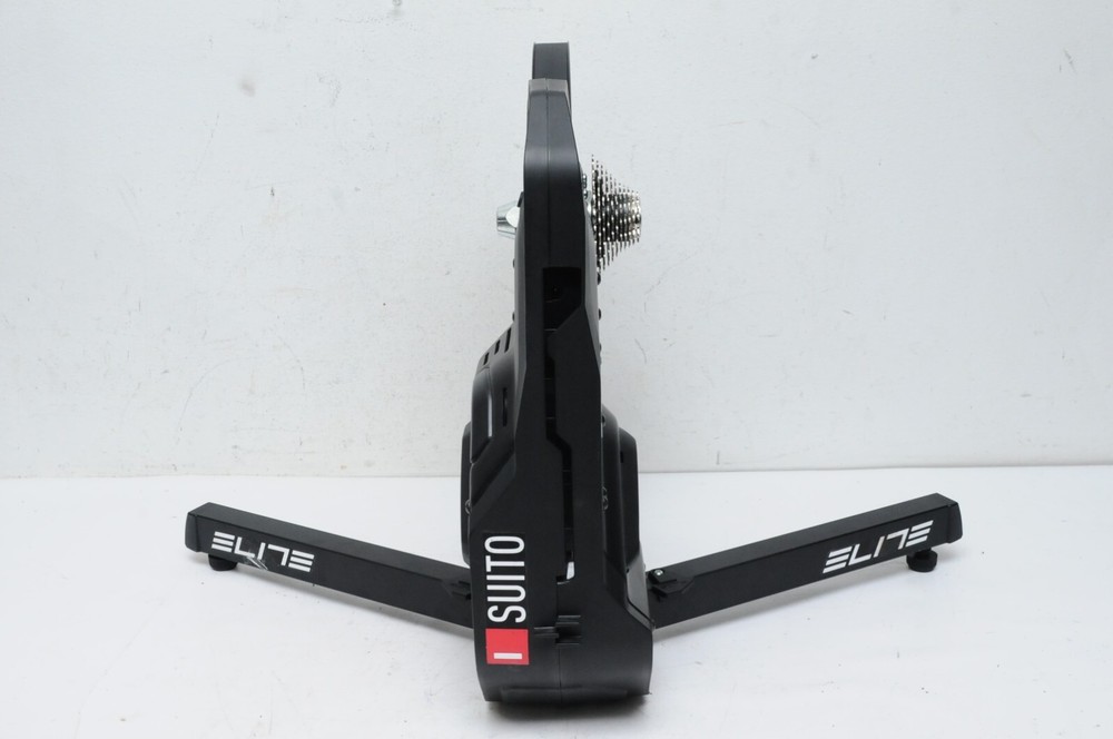 Elite Suito Smart Trainer Direct Drive with Cassette MINT