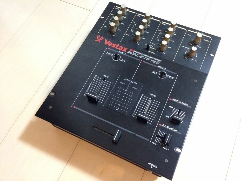 Vestax PMC-05 ProⅡ Black Panel DJ Mixer Professional Mixing Controller